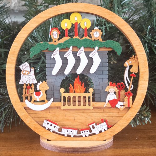 (image for) Small Layered Fireplace 4 Socks With Stand